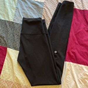 Lululemon Align 28” black legging *LIKE NEW*